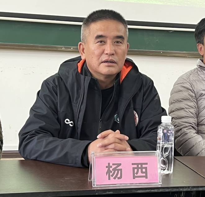 星空体育app-青少年裁判员能力提升工程正式启动，规范青训行业的简单介绍