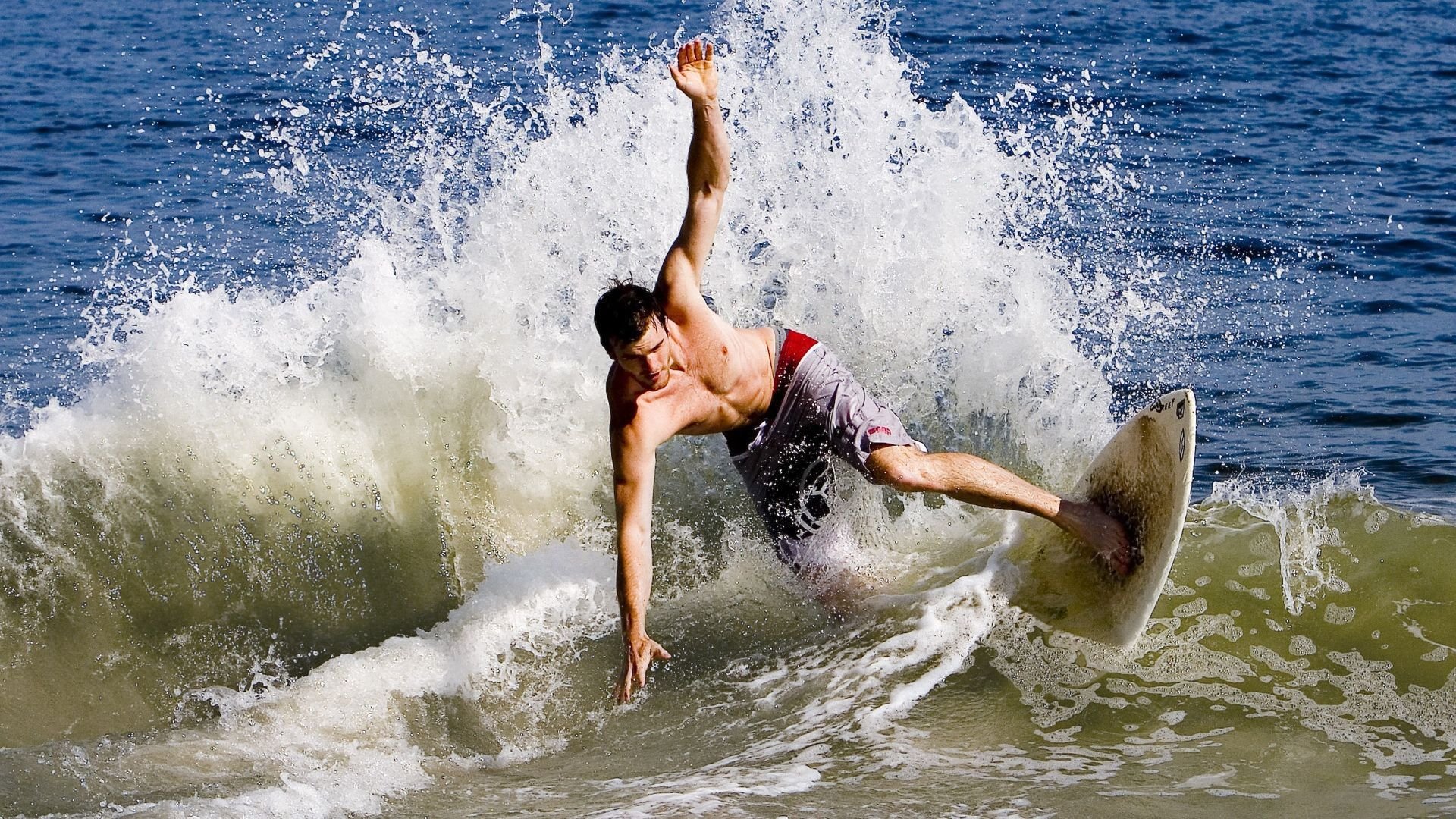 游泳世锦赛中国接力队夺冠，中国游泳接力世界纪录视频