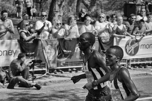 星空体育平台-塞内加尔男篮在非洲锦标赛中奋战不息，誓夺冠军，南非洲杯塞内加尔