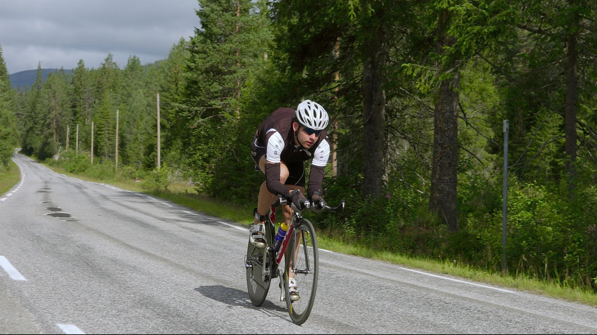 创新比赛模式，“快闪篮球赛”成为城市体育新热点，篮球电竞快闪联赛 - 4x5分钟